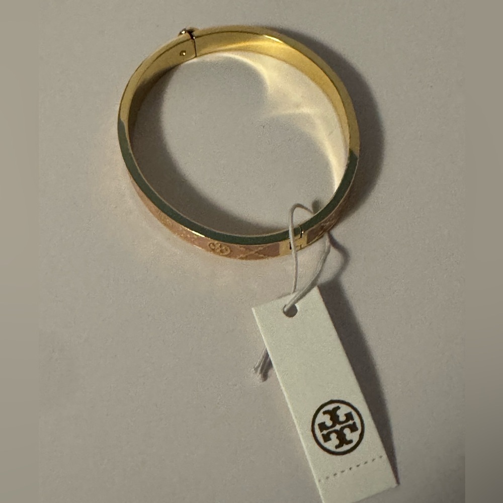 Tory Burch NWT Icon T Monogram Hinge Gold-Toned Pink Enamel Bangle Bracelet - Picture 11 of 11